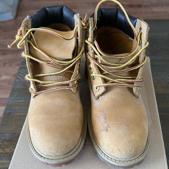 Timberland construction boots- size 11c - Picture 2 of 4